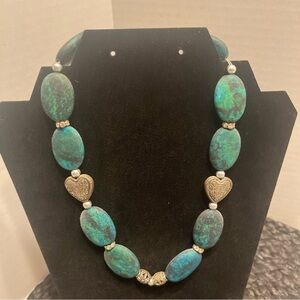 Elegant Turquoise color and Silver Heart Necklace